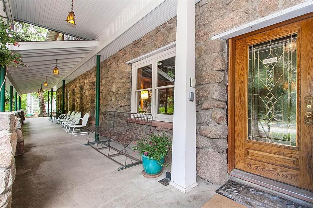 Alps Boulder Canyon Inn Exterior foto