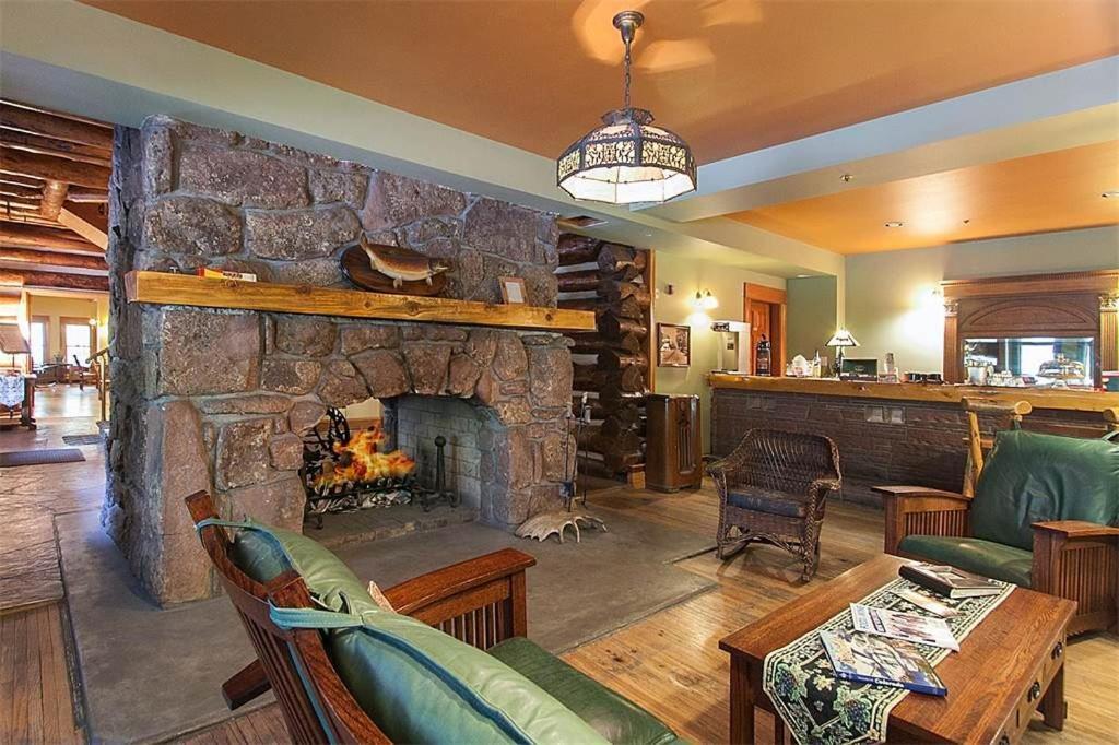 Alps Boulder Canyon Inn Exterior foto