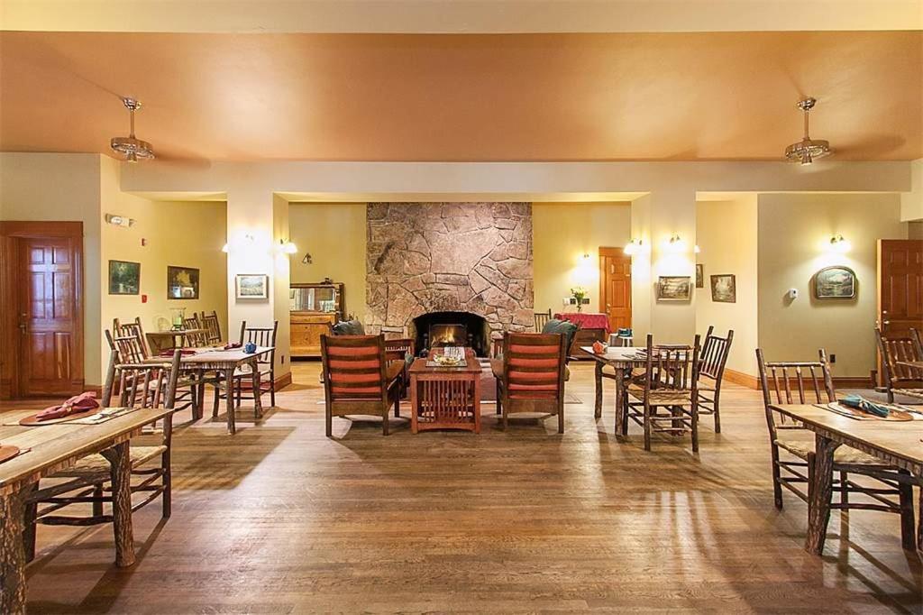 Alps Boulder Canyon Inn Exterior foto
